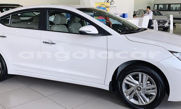 Comprar Novo Hyundai Elantra Branco Carro em Luena em Moxico Comprar Novo Hyundai Elantra Branco Carro em Luena em Moxico
