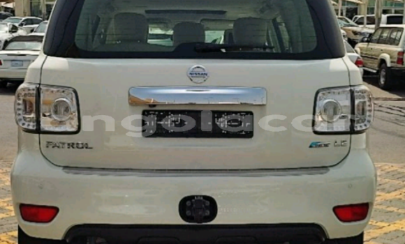 Comprar Usado Nissan Patrol Branco Carro em Luena em Moxico Comprar Usado Nissan Patrol Branco Carro em Luena em Moxico