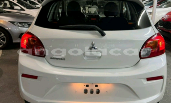 Comprar Usado Nissan Micra Branco Carro em Luena em Moxico Comprar Usado Nissan Micra Branco Carro em Luena em Moxico
