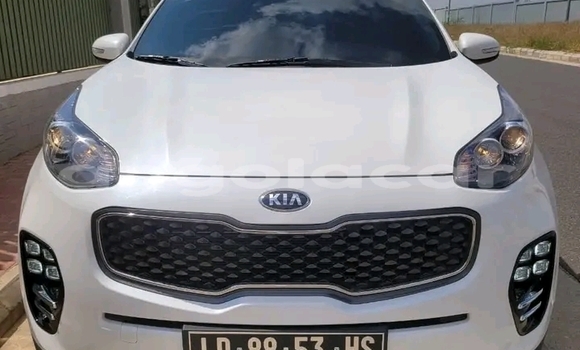 Comprar Usado Kia Sportage Branco Carro em Benguela em Benguela
