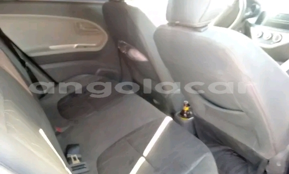 Comprar Usado Kia Picanto Vermelho Carro em Benguela em Benguela Comprar Usado Kia Picanto Vermelho Carro em Benguela em Benguela