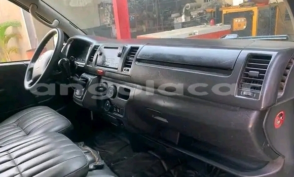 Comprar Usado Toyota Hiace Branco Carro em Benguela em Benguela Comprar Usado Toyota Hiace Branco Carro em Benguela em Benguela