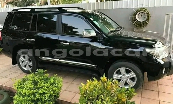 Acheter Occasion Voiture Toyota Land Cruiser Noir à Luanda, Province de Luanda Acheter Occasion Voiture Toyota Land Cruiser Noir à Luanda, Province de Luanda