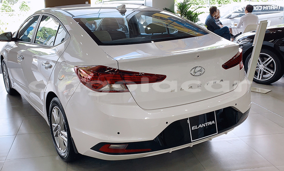 Comprar Usado Hyundai Elantra Branco Carro em Luanda em Luanda Province Comprar Usado Hyundai Elantra Branco Carro em Luanda em Luanda Province