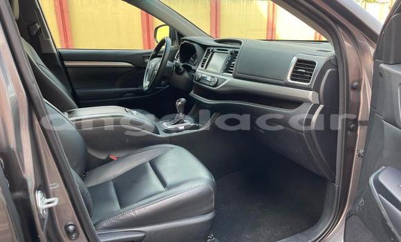 Comprar Usado Toyota Highlander Preto Carro em Luanda em Luanda Province Comprar Usado Toyota Highlander Preto Carro em Luanda em Luanda Province