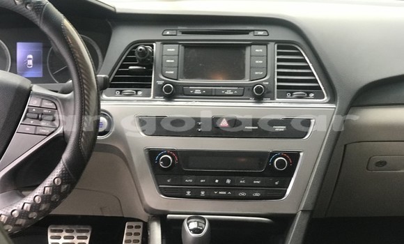 Buy Used Hyundai Sonata Silver Car in Luanda in Luanda Province Buy Used Hyundai Sonata Silver Car in Luanda in Luanda Province