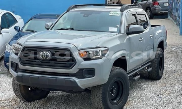 Acheter Occasion Voiture Toyota Tacoma Gris à Luanda, Province de Luanda