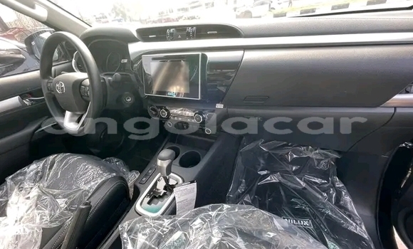 Acheter Occasion Voiture Toyota Hilux Noir à Luena, Moxico Acheter Occasion Voiture Toyota Hilux Noir à Luena, Moxico
