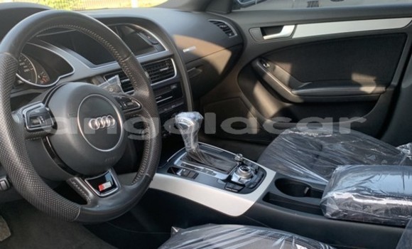Comprar Usado Audi A5 Branco Carro em Luena em Moxico Comprar Usado Audi A5 Branco Carro em Luena em Moxico