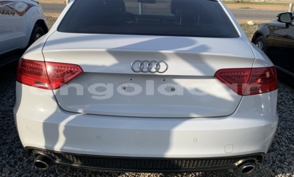 Comprar Usado Audi A5 Branco Carro em Luena em Moxico Comprar Usado Audi A5 Branco Carro em Luena em Moxico