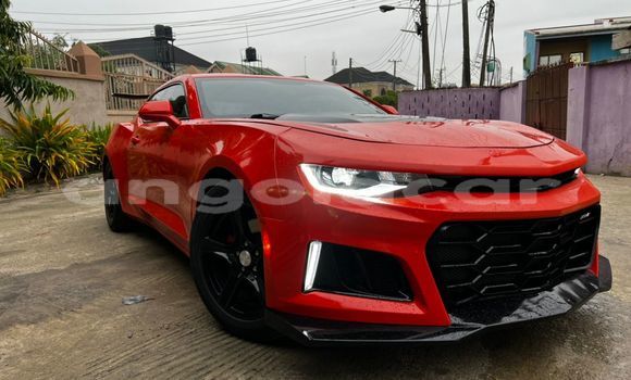 Acheter Occasion Voiture Chevrolet Camaro Rouge à Luanda, Province de Luanda Acheter Occasion Voiture Chevrolet Camaro Rouge à Luanda, Province de Luanda