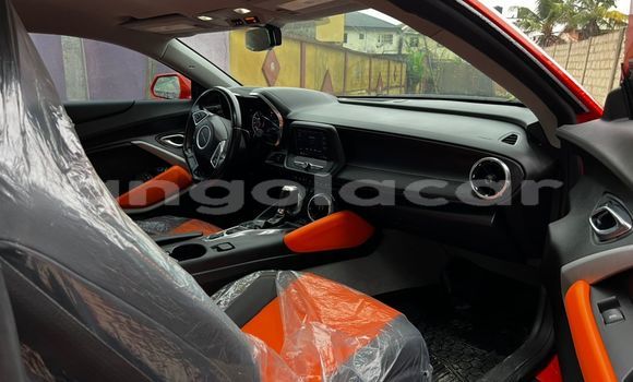 Acheter Occasion Voiture Chevrolet Camaro Rouge à Luanda, Province de Luanda Acheter Occasion Voiture Chevrolet Camaro Rouge à Luanda, Province de Luanda