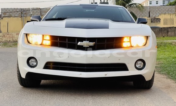 Acheter Occasion Voiture Chevrolet Camaro Blanc à Luanda, Province de Luanda