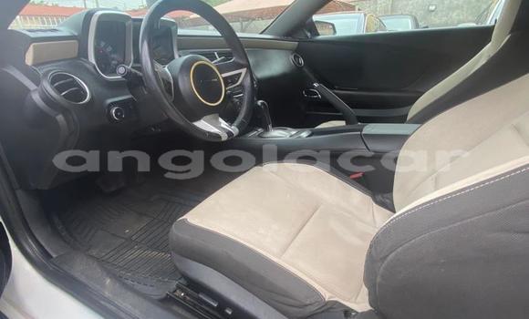 Acheter Occasion Voiture Chevrolet Camaro Blanc à Luanda, Province de Luanda Acheter Occasion Voiture Chevrolet Camaro Blanc à Luanda, Province de Luanda