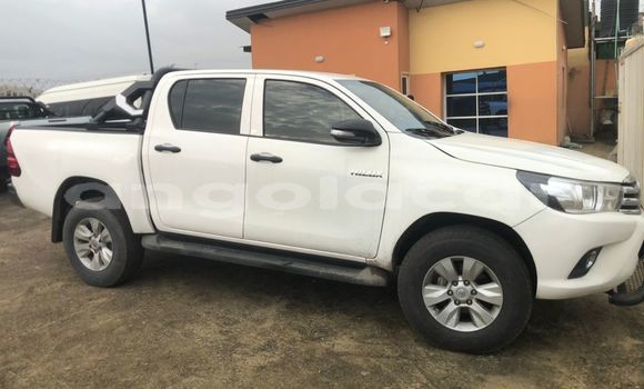 Acheter Occasion Voiture Toyota Hilux Blanc à Luena, Moxico Acheter Occasion Voiture Toyota Hilux Blanc à Luena, Moxico