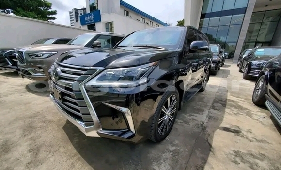 Acheter Occasion Voiture Lexus LX 570 Noir à Luena, Moxico Acheter Occasion Voiture Lexus LX 570 Noir à Luena, Moxico