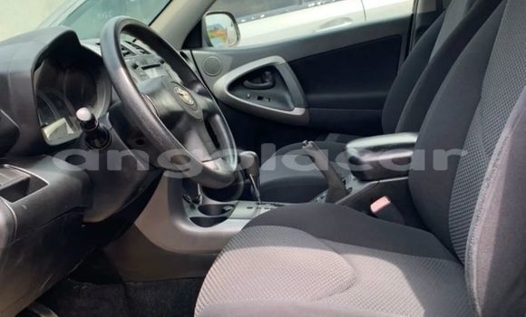 Comprar Usado Toyota RAV4 Preto Carro em Luena em Moxico Comprar Usado Toyota RAV4 Preto Carro em Luena em Moxico