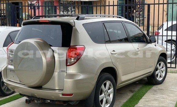Acheter Occasion Voiture Toyota RAV4 Autre à Luena, Moxico Acheter Occasion Voiture Toyota RAV4 Autre à Luena, Moxico