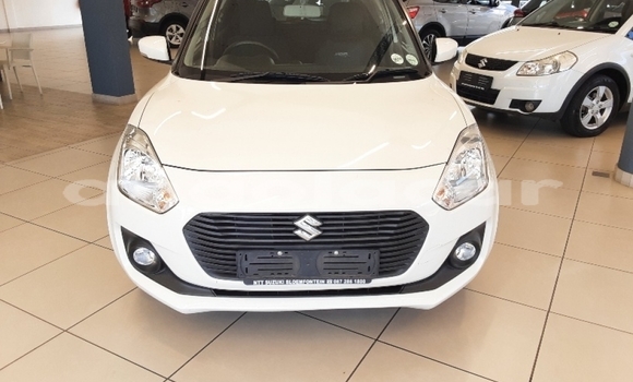 Comprar Usado Suzuki Swift Branco Carro em Luena em Moxico Comprar Usado Suzuki Swift Branco Carro em Luena em Moxico