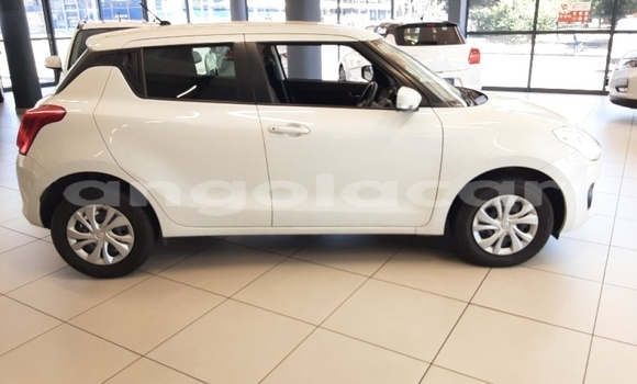 Comprar Usado Suzuki Swift Branco Carro em Luena em Moxico Comprar Usado Suzuki Swift Branco Carro em Luena em Moxico