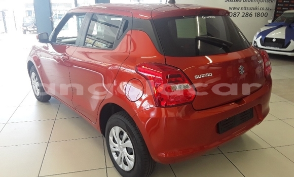 Comprar Usado Suzuki Swift Vermelho Carro em Luena em Moxico Comprar Usado Suzuki Swift Vermelho Carro em Luena em Moxico