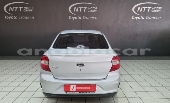 Buy Used Ford Focus White Car in Luena in Moxico Buy Used Ford Focus White Car in Luena in Moxico