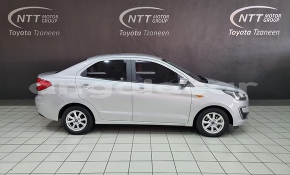 Buy Used Ford Focus White Car in Luena in Moxico Buy Used Ford Focus White Car in Luena in Moxico