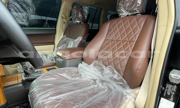 Acheter Occasion Voiture Toyota Land Cruiser Noir à Luanda, Province de Luanda Acheter Occasion Voiture Toyota Land Cruiser Noir à Luanda, Province de Luanda