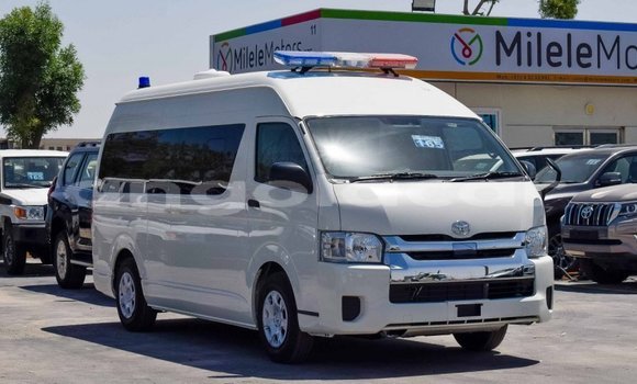 Comprar Novo Toyota Hiace Branco Carro em Benguela em Benguela Comprar Novo Toyota Hiace Branco Carro em Benguela em Benguela