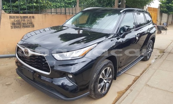 Acheter Occasion Voiture Toyota Highlander Noir à Luanda, Province de Luanda Acheter Occasion Voiture Toyota Highlander Noir à Luanda, Province de Luanda
