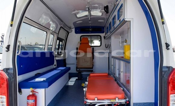 Comprar Novo Toyota Hiace Branco Carro em Benguela em Benguela Comprar Novo Toyota Hiace Branco Carro em Benguela em Benguela