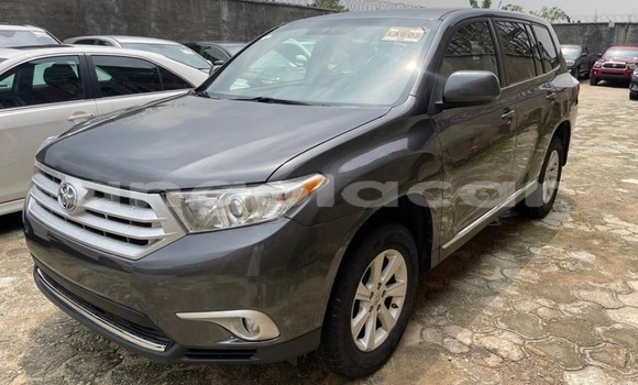 Buy Used Toyota Highlander Other Car in Luanda in Luanda Province Buy Used Toyota Highlander Other Car in Luanda in Luanda Province