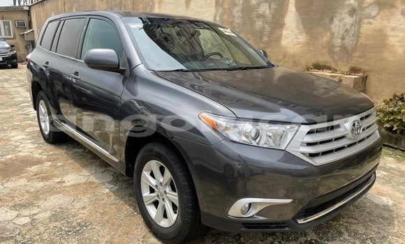 Buy Used Toyota Highlander Other Car in Luanda in Luanda Province Buy Used Toyota Highlander Other Car in Luanda in Luanda Province