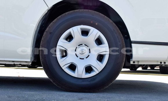 Comprar Novo Toyota Hiace Branco Carro em Benguela em Benguela Comprar Novo Toyota Hiace Branco Carro em Benguela em Benguela