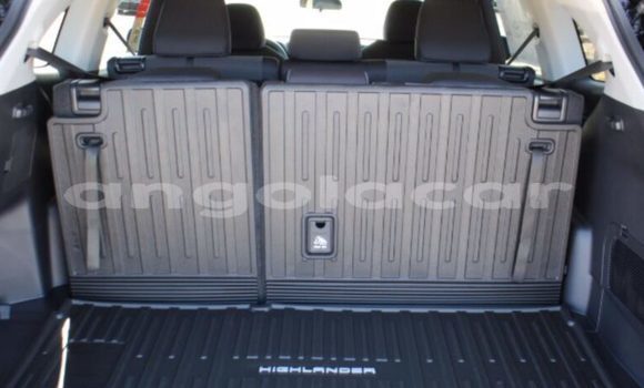 Comprar Usado Toyota Highlander Prata Carro em Luena em Moxico Comprar Usado Toyota Highlander Prata Carro em Luena em Moxico