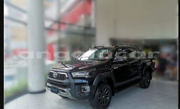Comprar Usado Toyota Hiluxe VIGO Preto Carro em Luena em Moxico Comprar Usado Toyota Hiluxe VIGO Preto Carro em Luena em Moxico
