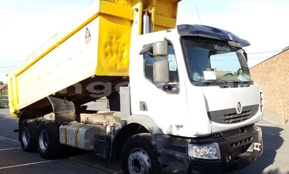 Comprar Usado Renault Lodgy Outro Carro em Luena em Moxico