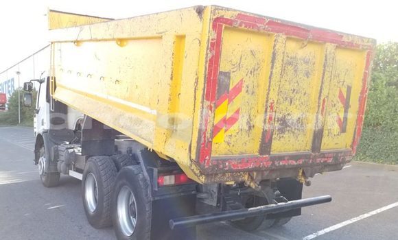 Comprar Usado Renault Lodgy Outro Carro em Luena em Moxico Comprar Usado Renault Lodgy Outro Carro em Luena em Moxico