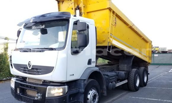 Comprar Usado Renault Lodgy Outro Carro em Luena em Moxico Comprar Usado Renault Lodgy Outro Carro em Luena em Moxico