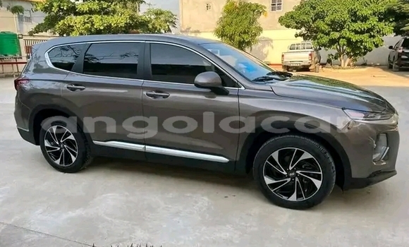 Buy Used Hyundai Santa Fe Other Car in Luanda in Luanda Province
