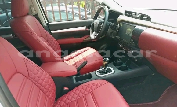 Buy Used Toyota Hilux White Car in Luena in Moxico Buy Used Toyota Hilux White Car in Luena in Moxico