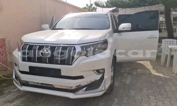 Acheter Occasion Voiture Toyota Prado Blanc à Luena, Moxico Acheter Occasion Voiture Toyota Prado Blanc à Luena, Moxico