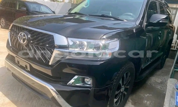 Comprar Usado Toyota Land Cruiser Preto Carro em Luena em Moxico Comprar Usado Toyota Land Cruiser Preto Carro em Luena em Moxico