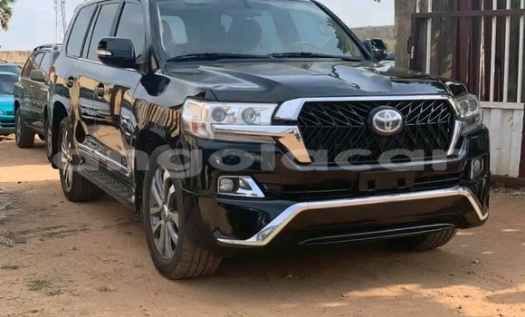 Comprar Usado Toyota Land Cruiser Preto Carro em Luena em Moxico