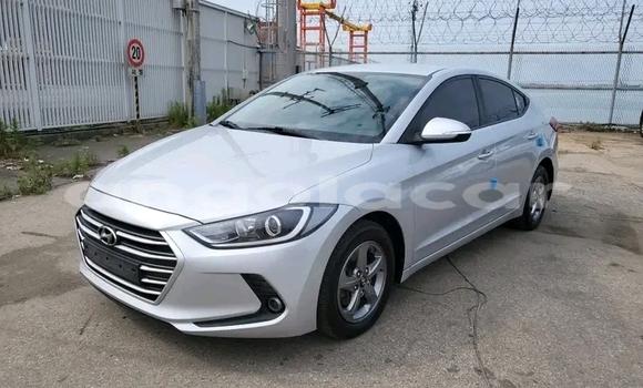 Acheter Occasion Voiture Hyundai Avante Gris à Luanda, Province de Luanda Acheter Occasion Voiture Hyundai Avante Gris à Luanda, Province de Luanda