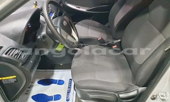 Buy Used Hyundai Accent Silver Car in Luanda in Luanda Province Buy Used Hyundai Accent Silver Car in Luanda in Luanda Province