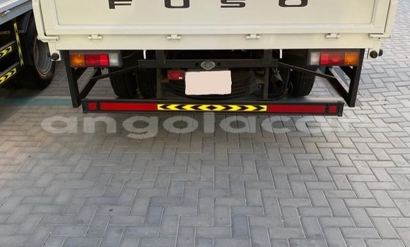 Buy Used Mitsubishi Lancer Cargo White Car in Luena in Moxico Buy Used Mitsubishi Lancer Cargo White Car in Luena in Moxico