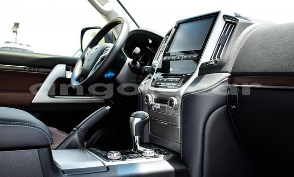 Comprar Novo Toyota Land Cruiser Preto Carro em Benguela em Benguela Comprar Novo Toyota Land Cruiser Preto Carro em Benguela em Benguela