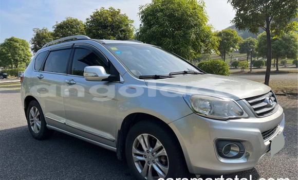 Buy Used Haval H6 Silver Car in Caala in Huambo Buy Used Haval H6 Silver Car in Caala in Huambo