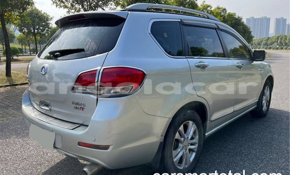 Buy Used Haval H6 Silver Car in Caala in Huambo Buy Used Haval H6 Silver Car in Caala in Huambo